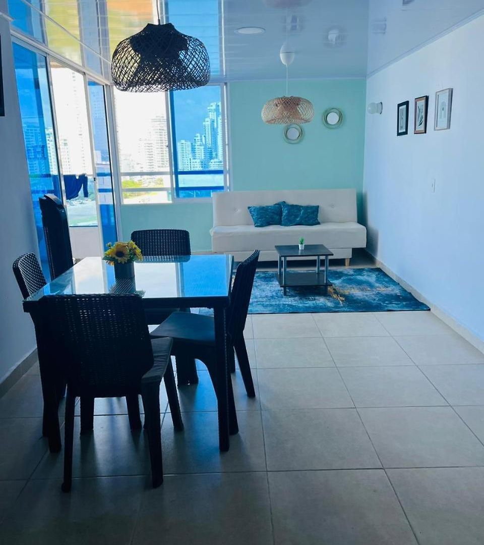Lindo Apto Vista Al Mar Apartamento